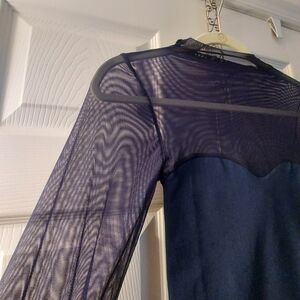 Mixed mesh top with sweetheart design